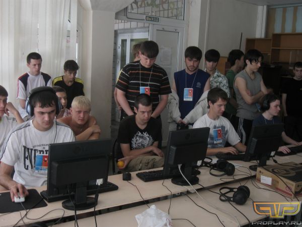 ����-��� Q3 2