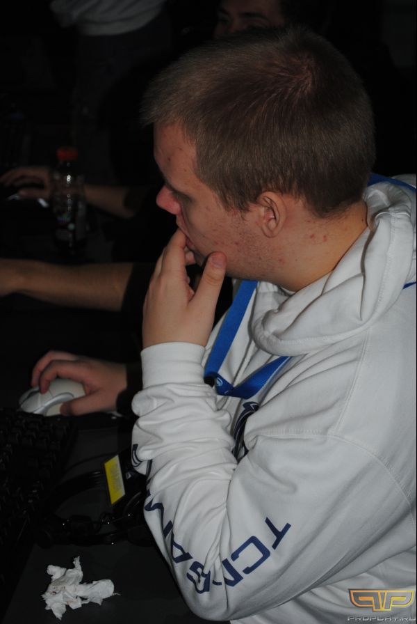 ���-�� �� TCM 