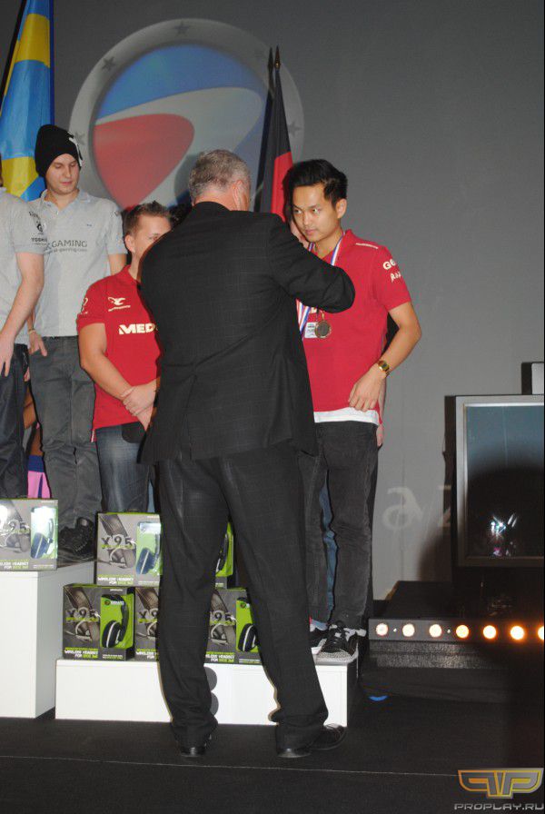 ����������� mouz