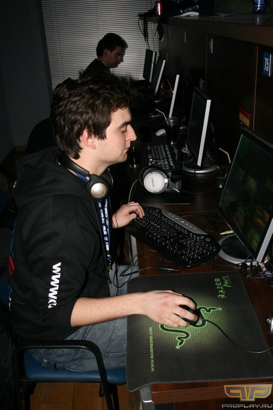 ���100 ����