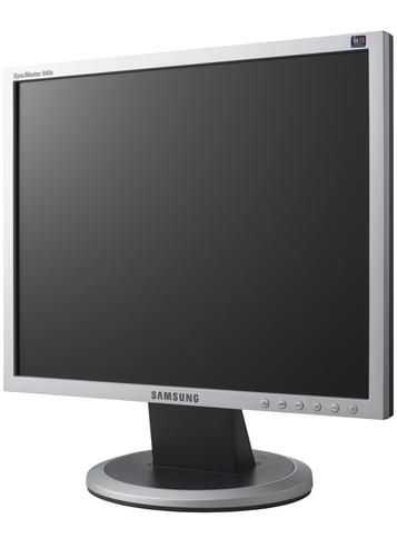  Samsung SyncMaster 940 N